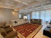 Casa / Sobrado em Condomínio para Locação em Valinhos/SP...