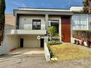 Casa / Sobrado em Condomínio para Locação em Valinhos/SP...