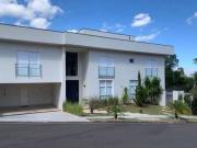 Casa / Sobrado em Condomínio para Locação em Valinhos/SP...