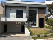 Casa / Sobrado em Condomínio para Locação em Valinhos/SP...