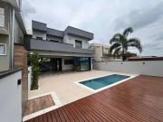 Casa / Sobrado em Condomínio para Locação em Valinhos/SP...