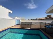 Casa / Sobrado em Condomínio para Locação em Valinhos/SP...