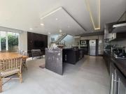 Casa / Sobrado em Condomínio para Locação em Valinhos/SP... Casa / Sobrado em Condomínio para Locação em Valinhos/SP...