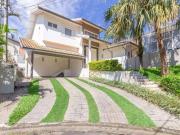 Casa / Sobrado em Condomínio para Locação em Valinhos/SP...