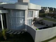 Casa / Sobrado em Condomínio para Locação em Valinhos/SP...