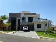 Casa / Sobrado em Condomínio para Locação em Valinhos/SP...