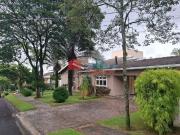 Casa / Sobrado em Condomínio para Locação em Valinhos/SP...