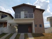 Casa / Sobrado em Condomínio para Locação em Vargem...