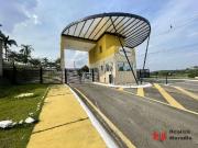 Casa / Sobrado em Condomínio para Locação em Vargem...