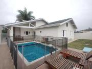 Casa / Sobrado em Condomínio para Locação em Vargem...