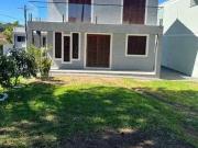 Casa / Sobrado em Condomínio para Locação em Viamão/RS...