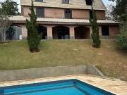 Casa / Sobrado em Condomínio para Locação em Vinhedo/SP...