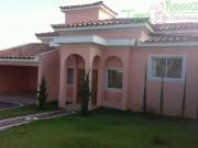 Casa / Sobrado em Condomínio para Locação em Vinhedo/SP...