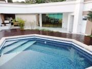 Casa / Sobrado em Condomínio para Locação em Vinhedo/SP...