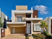 Casa / Sobrado em Condomínio para Locação em...