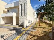 Casa / Sobrado em Condomínio para Venda em Aparecida de...