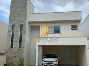 Casa / Sobrado em Condomínio para Venda em Aparecida de...