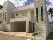 Casa / Sobrado em Condomínio para Venda em Aparecida de...