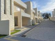 Casa / Sobrado em Condomínio para Venda em Aparecida de...