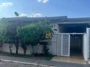 Casa / Sobrado em Condomínio para Venda em Aparecida de...