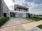 Casa / Sobrado em Condomínio para Venda em Aparecida de...