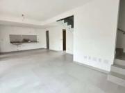 Casa / Sobrado em Condomínio para Venda em Aparecida de...