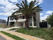 Casa / Sobrado em Condomínio para Venda em Aparecida de...