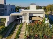 Casa / Sobrado em Condomínio para Venda em Aparecida de...