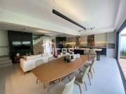 Casa / Sobrado em Condomínio para Venda em Aparecida de...