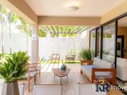 Casa / Sobrado em Condomínio para Venda em Aparecida de...