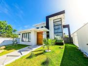 Casa / Sobrado em Condomínio para Venda em Armação dos...