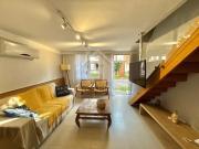 Casa / Sobrado em Condomínio para Venda em Armação dos...