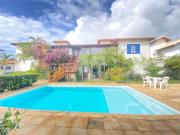 Casa / Sobrado em Condomínio para Venda em Armação dos...