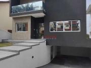 Casa / Sobrado em Condomínio para Venda em Arujá/SP...