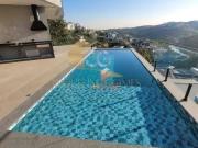 Casa / Sobrado em Condomínio para Venda em Arujá/SP...