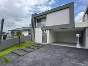 Casa / Sobrado em Condomínio para Venda em Arujá/SP...