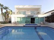 Casa / Sobrado em Condomínio para Venda em Arujá/SP Novo...