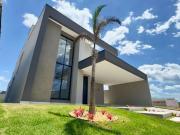 Casa / Sobrado em Condomínio para Venda em Atibaia/SP...