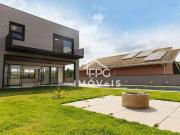 Casa / Sobrado em Condomínio para Venda em Atibaia/SP...