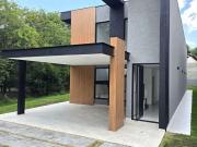 Casa / Sobrado em Condomínio para Venda em Atibaia/SP...