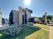 Casa / Sobrado em Condomínio para Venda em Atibaia/SP...