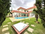 Casa / Sobrado em Condomínio para Venda em Atibaia/SP...