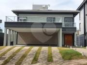 Casa / Sobrado em Condomínio para Venda em Atibaia/SP...