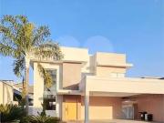 Casa / Sobrado em Condomínio para Venda em Atibaia/SP...