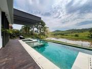 Casa / Sobrado em Condomínio para Venda em Atibaia/SP...