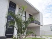 Casa / Sobrado em Condomínio para Venda em Atibaia/SP...