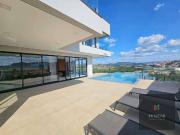 Casa / Sobrado em Condomínio para Venda em Atibaia/SP...