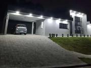 Casa / Sobrado em Condomínio para Venda em Atibaia/SP...