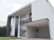 Casa / Sobrado em Condomínio para Venda em Atibaia/SP...