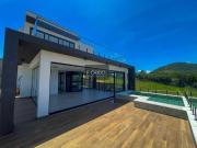 Casa / Sobrado em Condomínio para Venda em Atibaia/SP...
